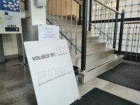 Predčasno volišče za volitve v svet KS Predmeja.